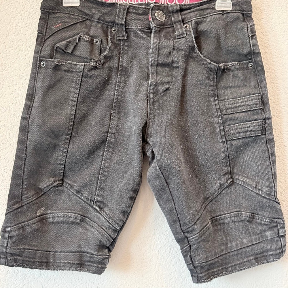 Smuggler's Moon Distressed Black Denim Shorts Raw Hem Women's  Description